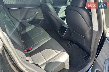 Седан Tesla Model 3 2025 в Киеве фото 10 Седан Tesla Model 3 2025 в Киеве