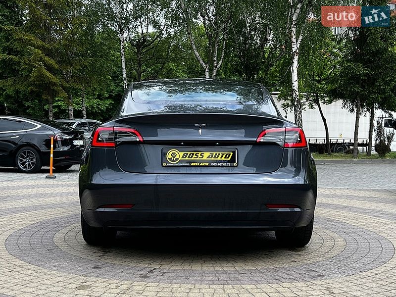 Седан Tesla Model 3 2023 в Львове фото 6 Седан Tesla Model 3 2023 в Львове