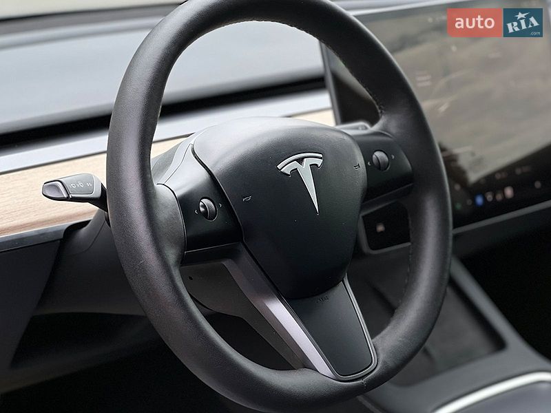 Седан Tesla Model 3 2023 в Львове фото 10 Седан Tesla Model 3 2023 в Львове