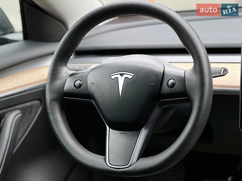Седан Tesla Model 3 2023 в Львове фото 21 Седан Tesla Model 3 2023 в Львове