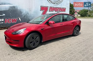 Tesla Model 3  2022