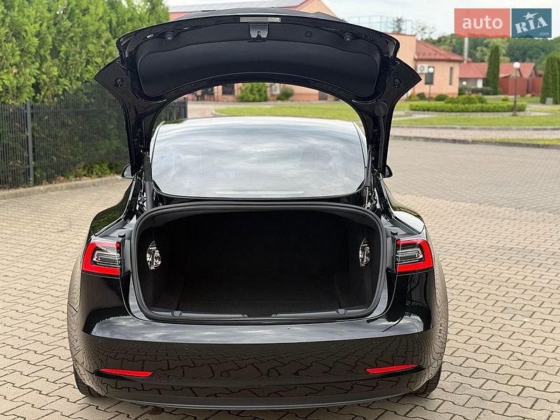 Седан Tesla Model 3 2021 в Стрию фото 44 Седан Tesla Model 3 2021 в Стрию