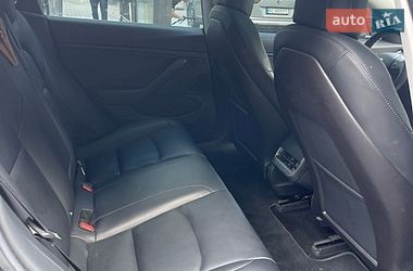 Седан Tesla Model 3 2018 в Львове