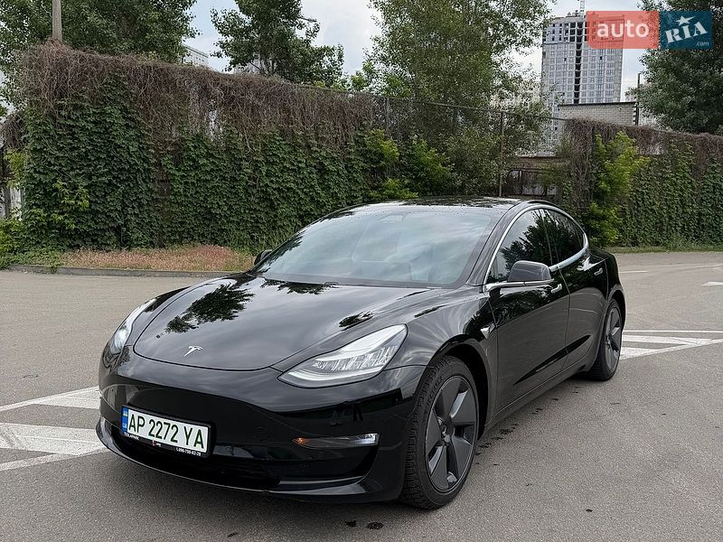 Tesla Model 3 2019
