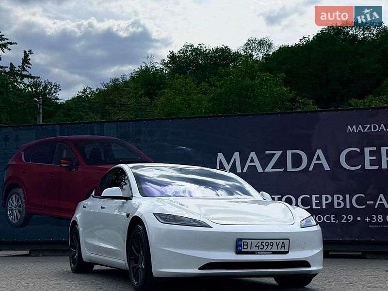 Седан Tesla Model 3 2024 в Полтаві фото 3 Седан Tesla Model 3 2024 в Полтаві
