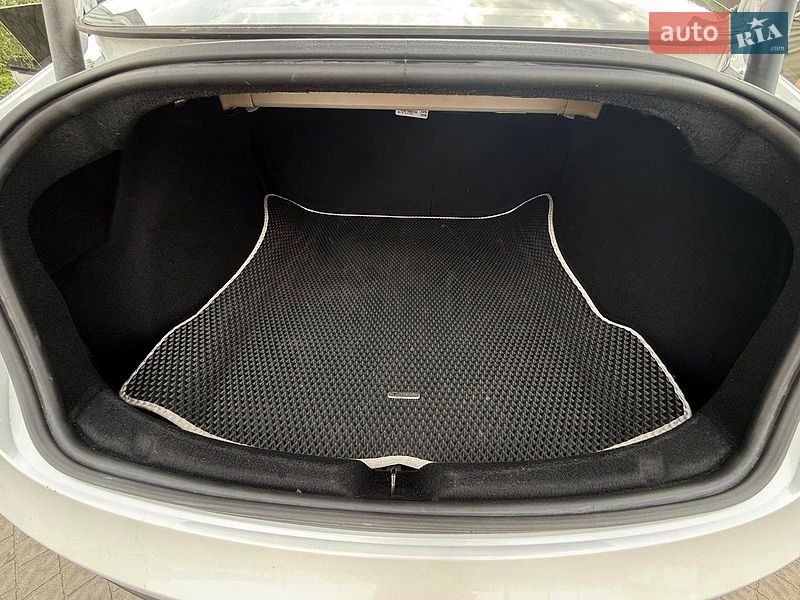 Седан Tesla Model 3 2024 в Полтаві фото 9 Седан Tesla Model 3 2024 в Полтаві