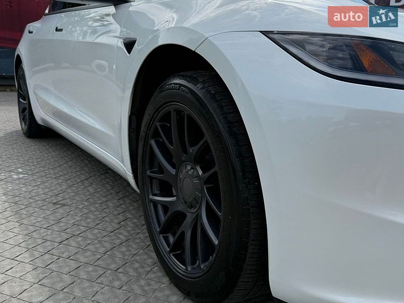 Седан Tesla Model 3 2024 в Полтаві фото 10 Седан Tesla Model 3 2024 в Полтаві