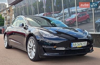 Tesla Model 3 2019