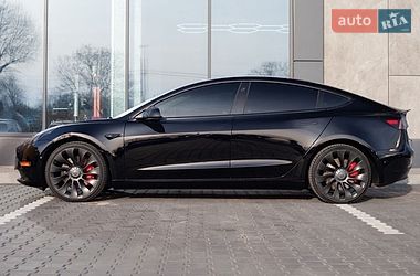 Седан Tesla Model 3 2021 в Києві