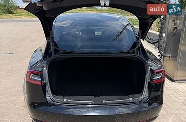 Седан Tesla Model 3 2021 в Дніпрі