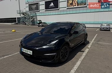 tesla model-3 2022 в Одесса от профессионального продавца Вахтанг Гвазава