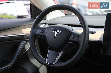 Седан Tesla Model 3 2021 в Харькове