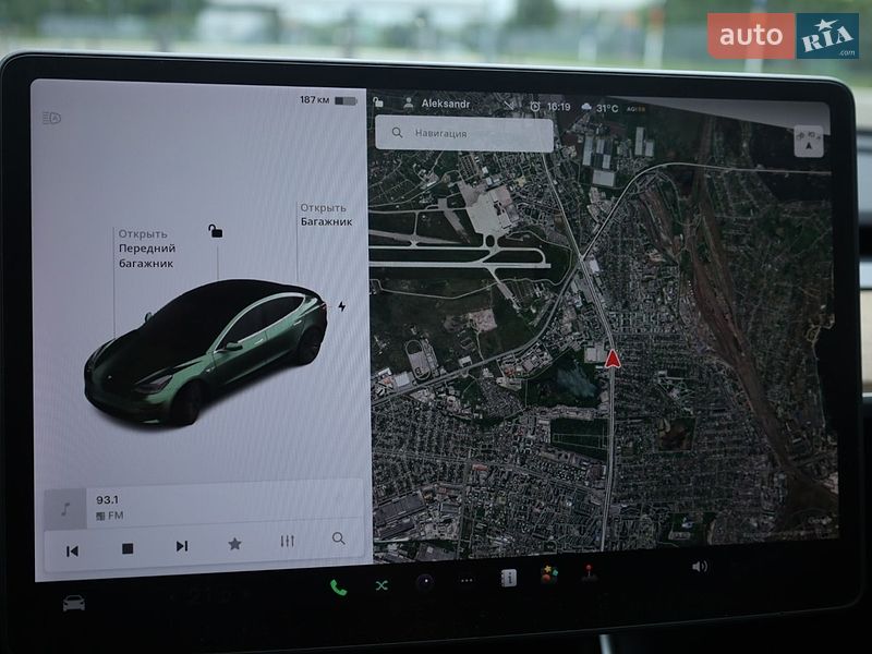 Седан Tesla Model 3 2020 в Харкові
