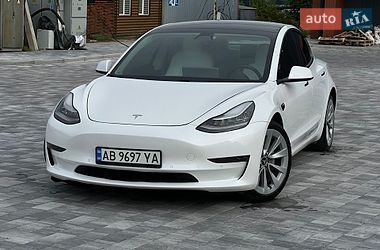 Tesla Model 3 2020