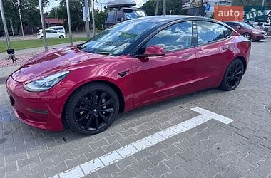 Tesla Model 3  2018