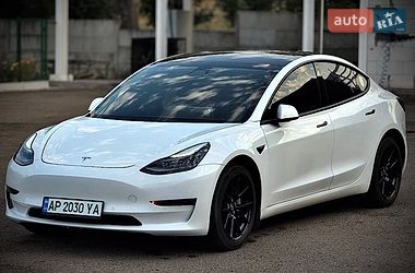 Седан Tesla Model 3 2021 в Запоріжжі