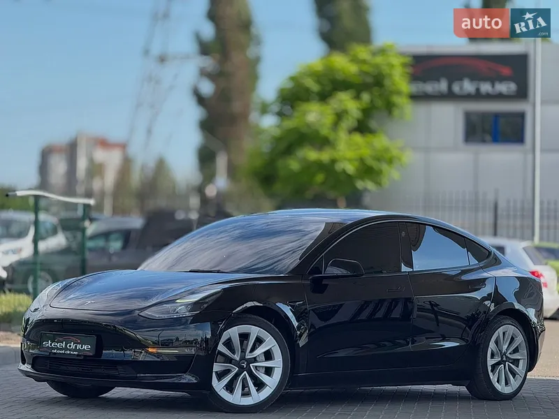 Tesla Model 3