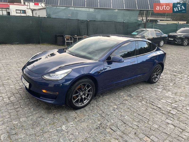 Tesla Model 3 2018