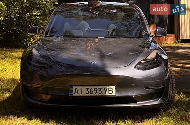 Tesla Model 3  2018