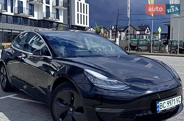 Tesla Model 3 2018