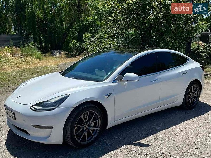 Tesla Model 3 2020 Tesla Model 3 2020