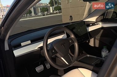 Седан Tesla Model 3 2022 в Кривом Роге