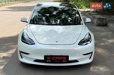 Седан Tesla Model 3 2021 в Одессе
