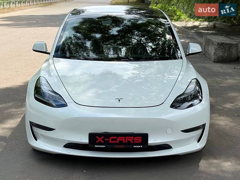 Седан Tesla Model 3 2021 в Одессе