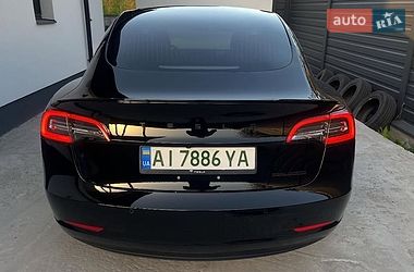 Tesla Model 3  2018