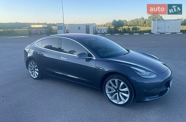 Tesla Model 3 2018