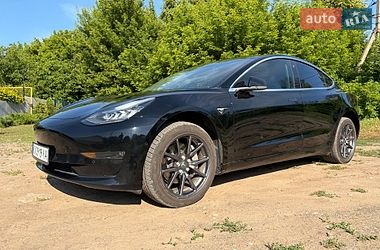 Tesla Model 3  2018