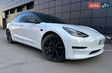 Седан Tesla Model 3 2021 в Полтаві