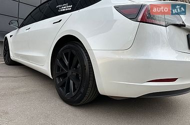 Седан Tesla Model 3 2021 в Полтаві