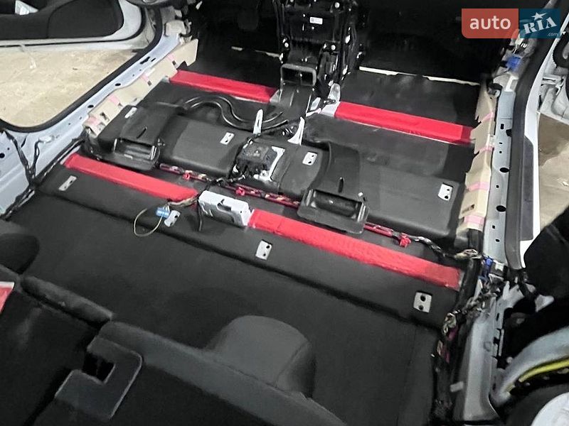 Седан Tesla Model 3 2021 в Полтаві