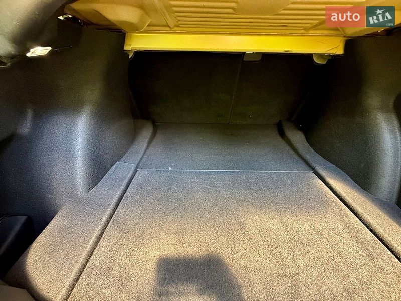 Седан Tesla Model 3 2022 в Киеве