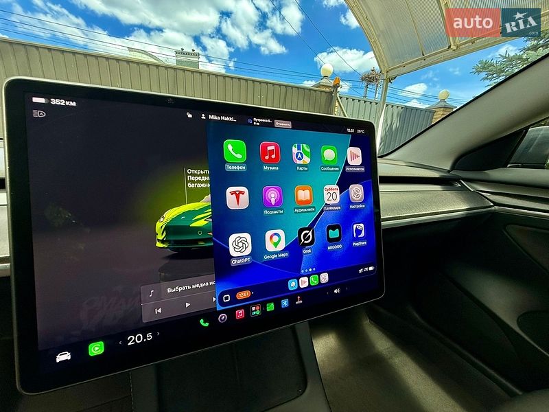 Седан Tesla Model 3 2022 в Киеве