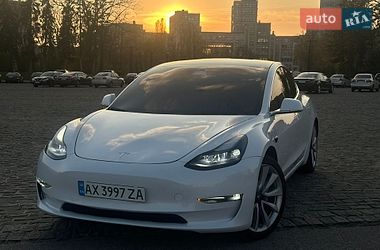 Tesla Model 3 2020