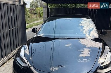 Седан Tesla Model 3 2022 в Днепре