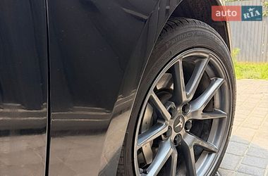 Седан Tesla Model 3 2022 в Днепре