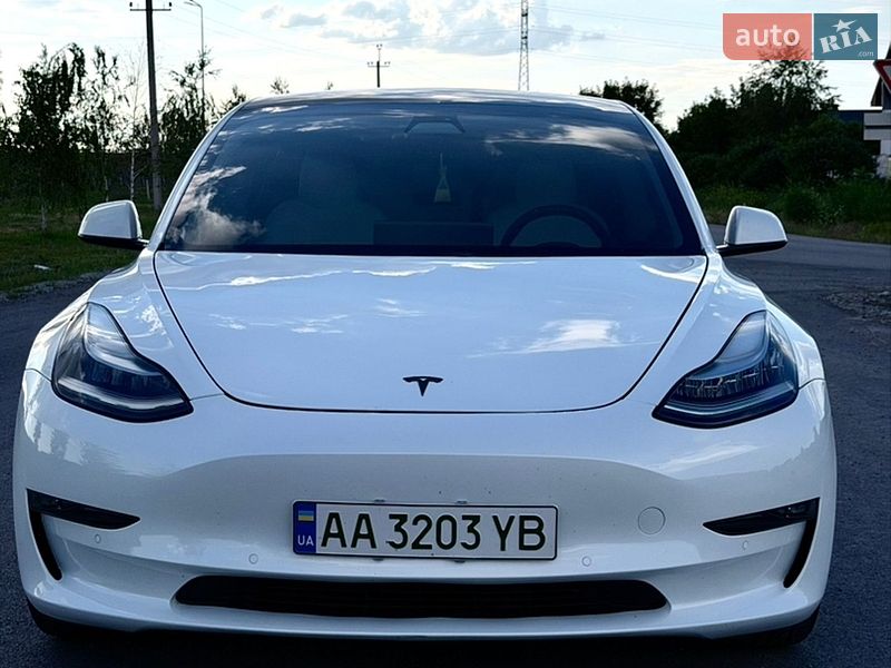 Tesla Model 3 2020 Tesla Model 3 2020