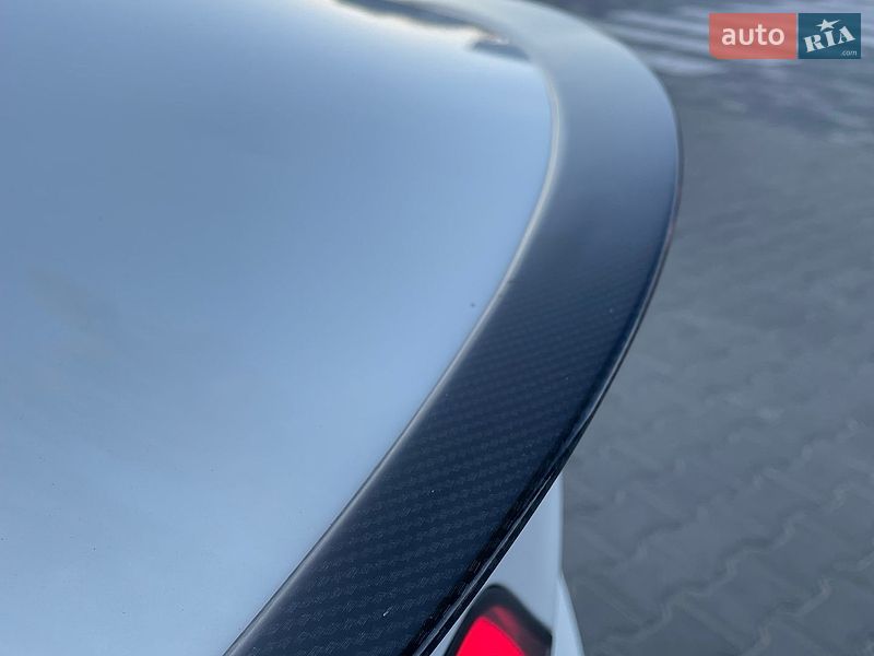 Седан Tesla Model 3 2021 в Вінниці