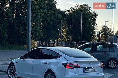 Седан Tesla Model 3 2021 в Вінниці