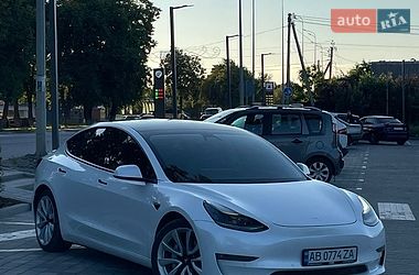 Седан Tesla Model 3 2021 в Вінниці