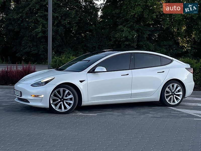 Седан Tesla Model 3 2021 в Вінниці