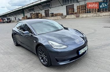 Седан Tesla Model 3 2018 в Луцьку