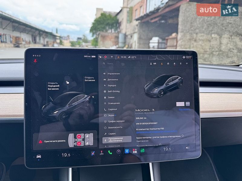 Седан Tesla Model 3 2018 в Луцьку