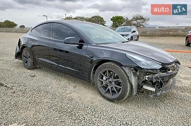 Tesla Model 3  2023