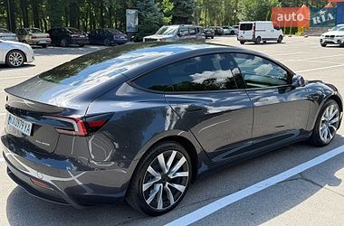 Седан Tesla Model 3 2025 в Харькове