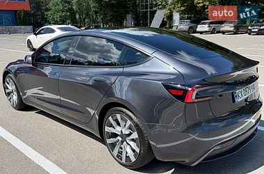 Седан Tesla Model 3 2025 в Харькове