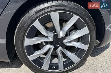 Седан Tesla Model 3 2025 в Харькове
